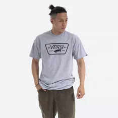 Тениска Vans Full Patch VN000QN8ATJ - ketsovete.bg Тениска Vans Full Patch VN000QN8ATJ